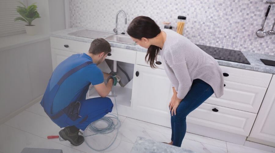 Local tankless water heater installation in Media, IL